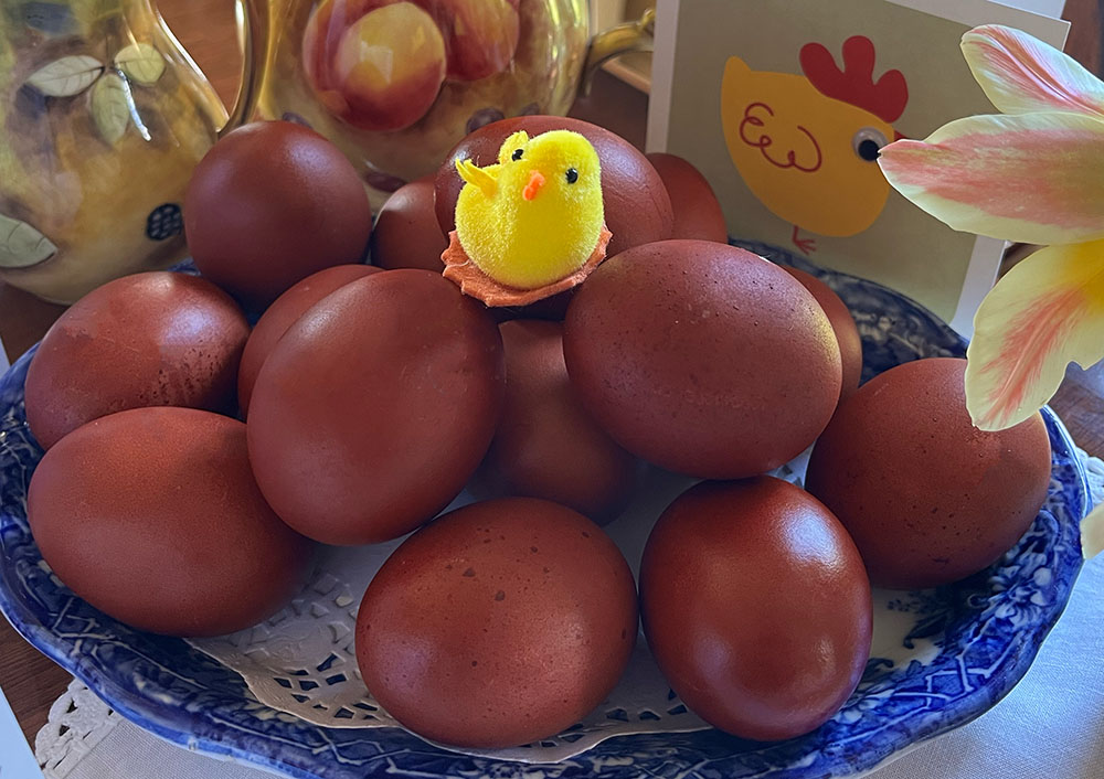 a bowl of pasche eggs for Dumping a cumbrian easter tradition.